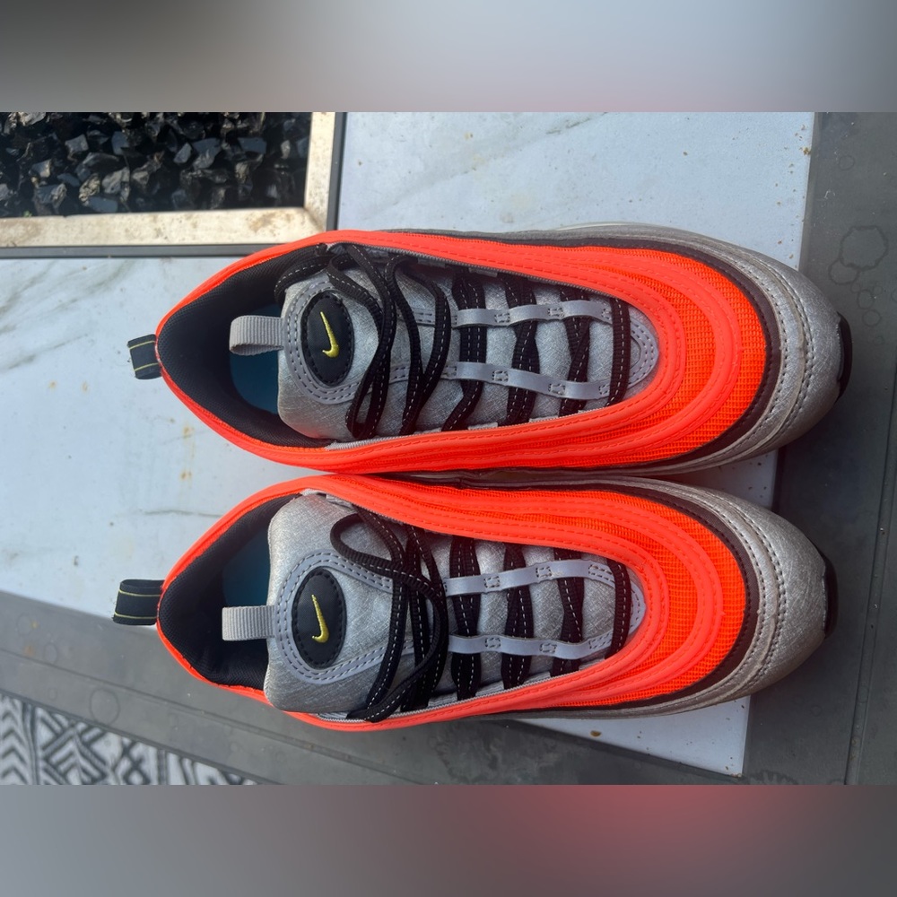 Nike air max size 6Y